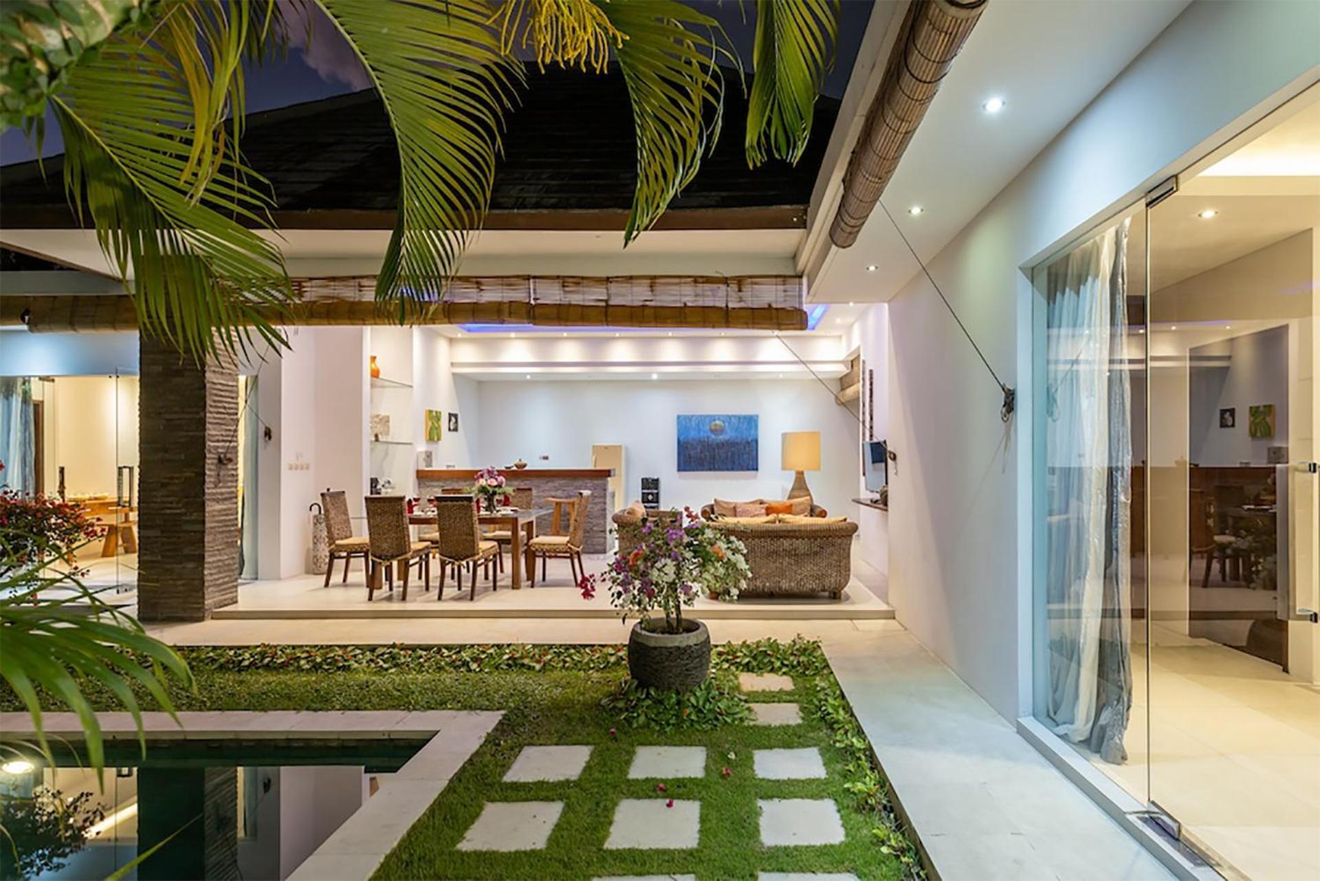 Villa Lotus By Optimum Bali Villas スミニャック エクステリア 写真